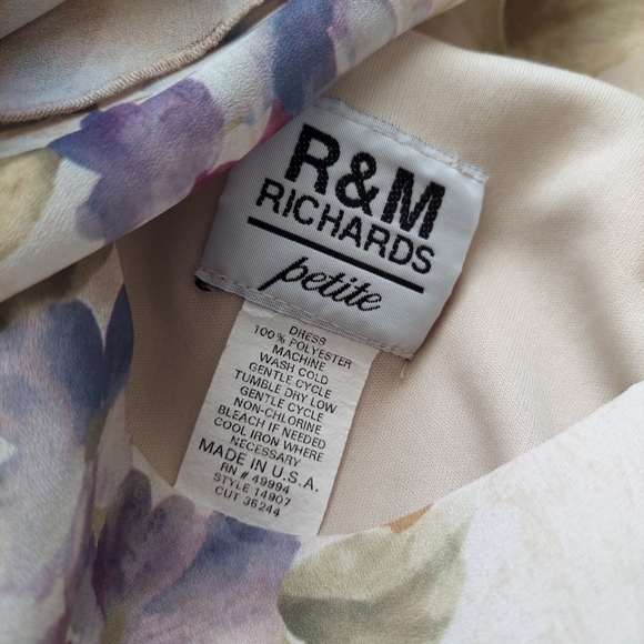 R & M Richards PETITE - Picture 11 of 12